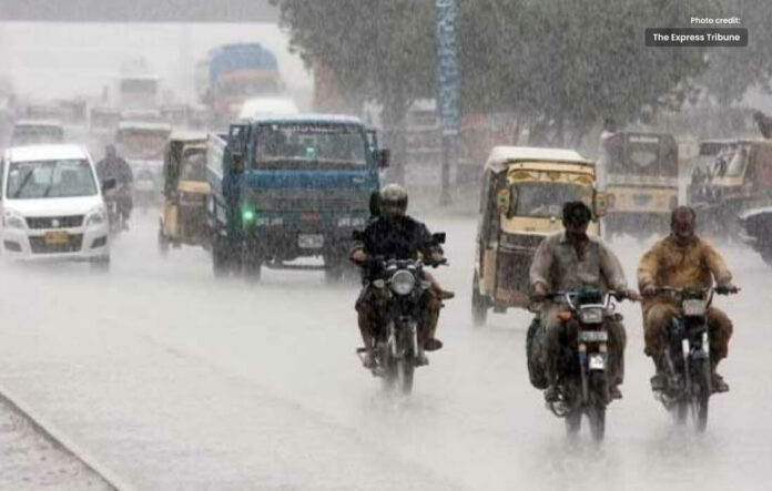 Rain in Different Areas of Karachi, Pleasant Weather