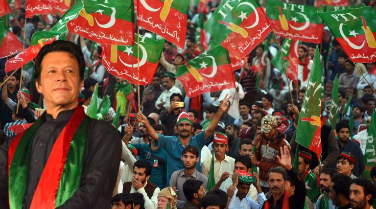 Long March to Launch On Friday from Lahore: Imran Khan