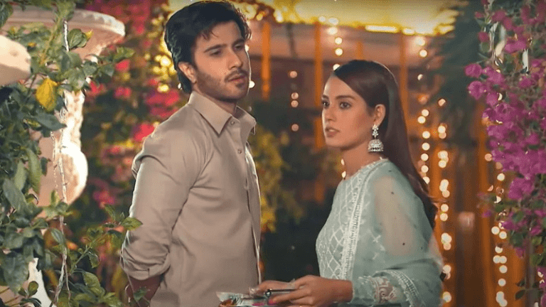 Iqra Aziz has Withdrawn From a Project Starring Feroze Khan.