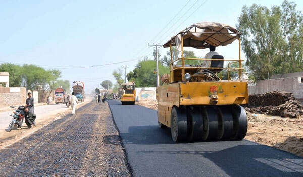 Karachi roads to get repaired and worked under special grant