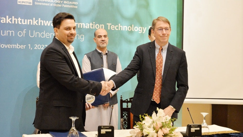 IT Board of Khyber Pakhtunkhwa Partners with Amazon to Revolutionize Government Operations.