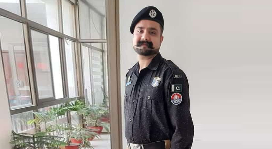 Police Officer Martyred in Firing by Alleged Kidnapper
