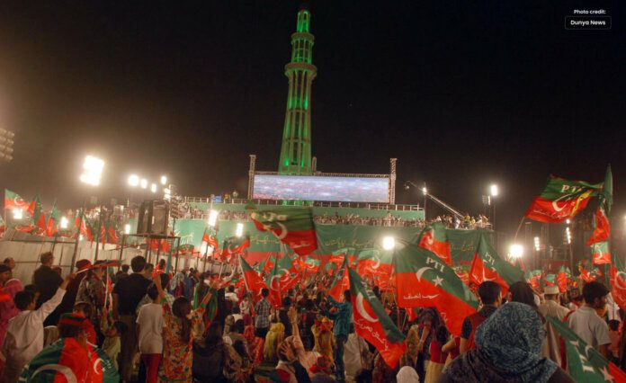 PTI Minar-e-Pakistan Jalsa, Crackdown Started in Lahore