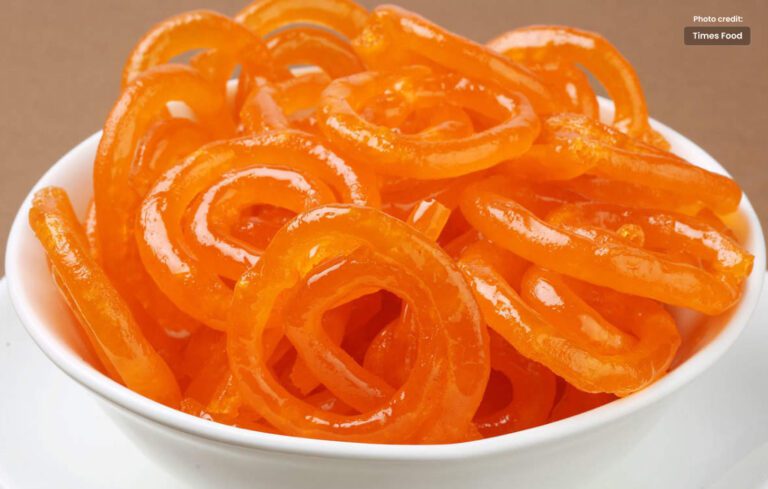 Pakistani Restaurant Got Viral Over Surprising Definition of Jalebi