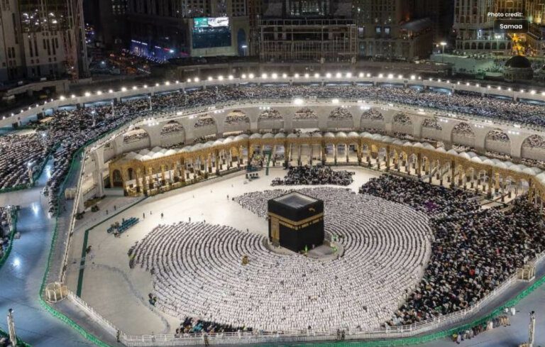 Around 2 Million Muslim Pray at Masjid-al-Haram to Perform Shab-e-Qadr