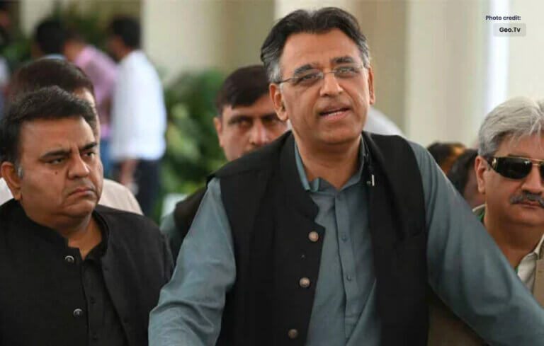 Asad says: Fawad keeps in Touch, No Contact with Tareen
