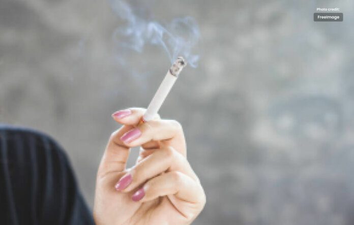 72% of Pakistani Women's Smoke Cigarettes on Regular