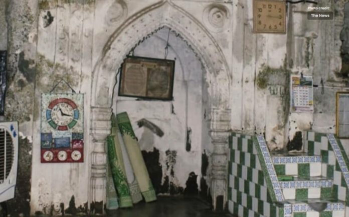 Ban Offering Prayers in an 800-Year-Old Mosque in India