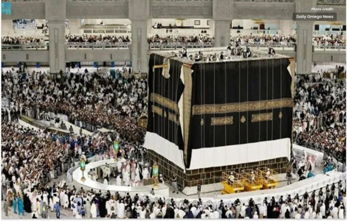 On the 1st of Muharram, the cover of the Kaaba is changing