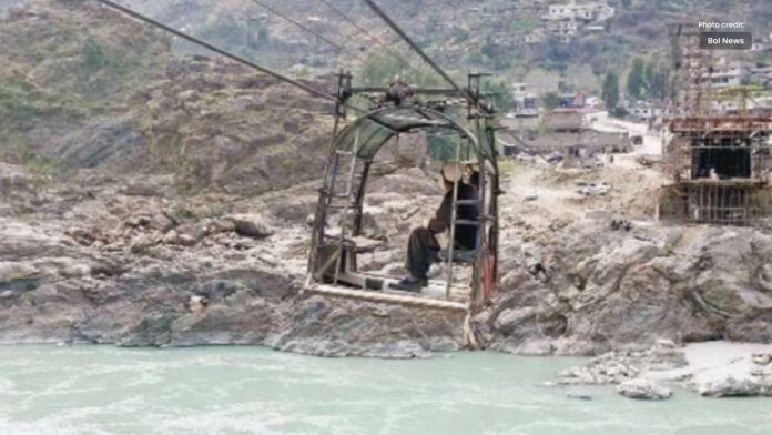 8 Students are Trapped in Battagram After Chairlift Broke