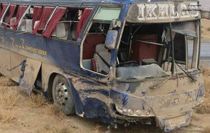 Balochistan Van-Bus Collision Claims Six Peoples Died