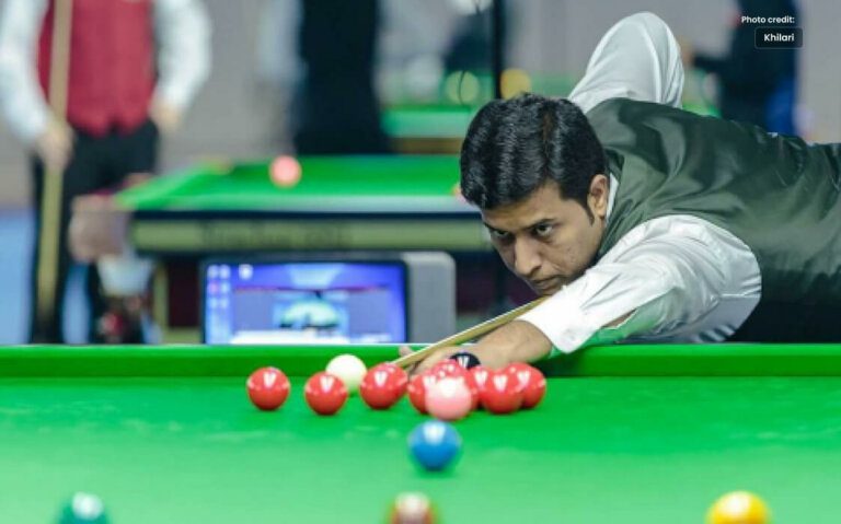 Muhammad Asif Beats Stephen Hendry in British Open Tournament