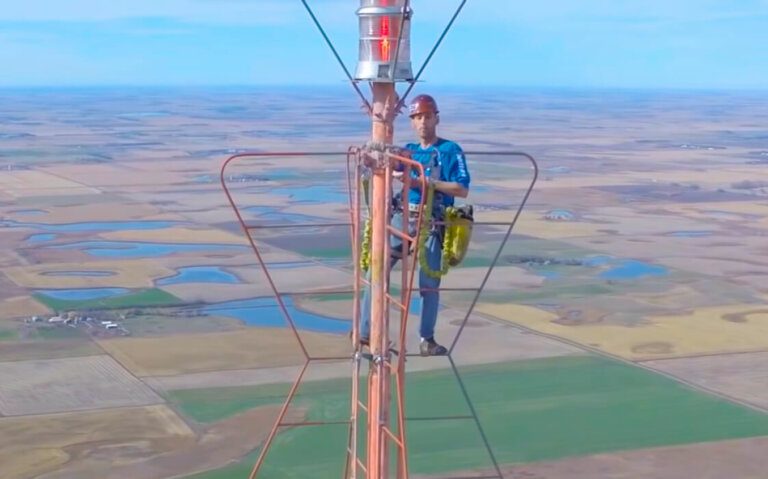 Kevin Schmidt Gets $20,000 Every 6 Months to Change the Bulb