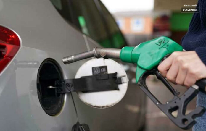 Govt Keeps Petrol Price Unchanged for Next Fortnight