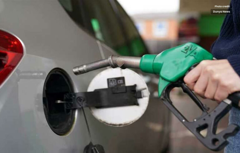 Govt Keeps Petrol Price Unchanged for Next Fortnight