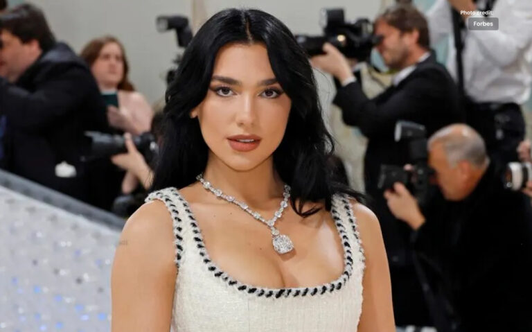 Famous American Singer Dua Lipa Speaks for Gaza