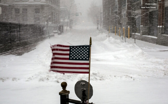 Heavy Snowfall and Storms in America Disrupted life System