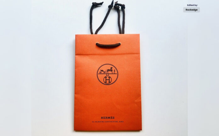 The Hermes Introduces a Diary-Sized Paper Bag