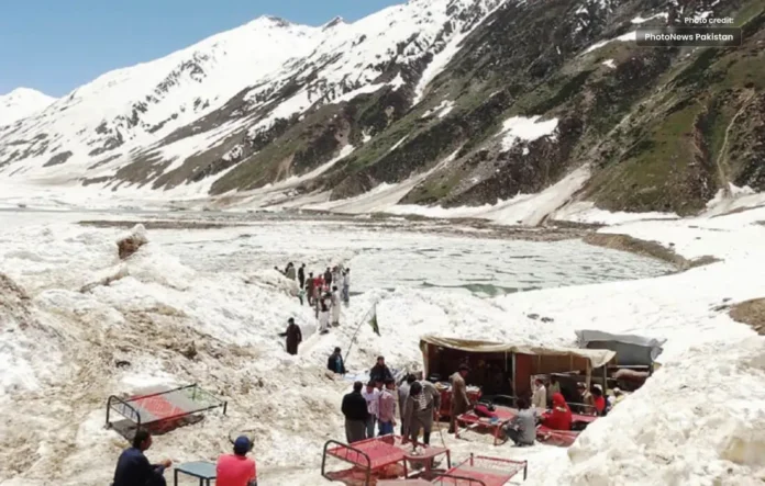 Several Hotels Destroyed by Collapse of Glacier in Naran