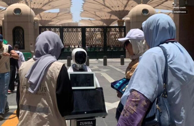 Launch of Smart Robot Service for Hajj Pilgrims in Madinah